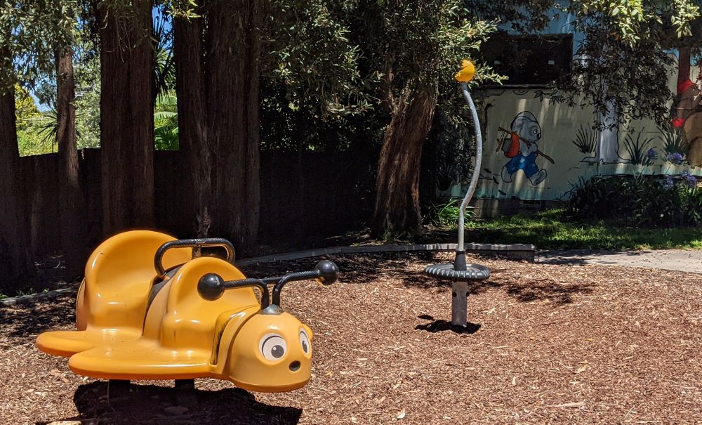 possum park warrimoo playground equipment