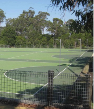 lapstone netball courts and bike riding