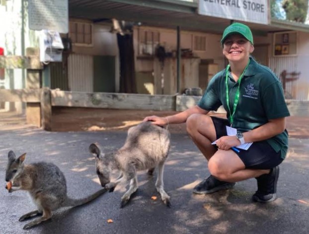 Featherdale Sydney Wildlife Park zookeeper for a day school holidays activity