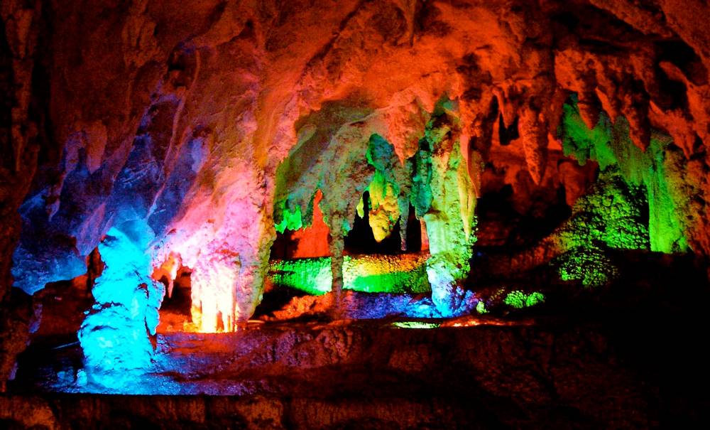 Things To Do In The Blue Mountains jenolan caves