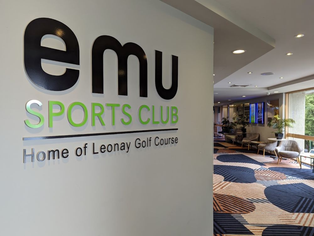 emu sports club leonay reception