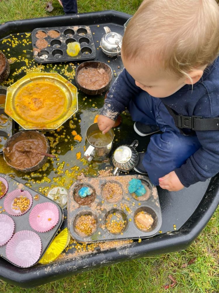 sensory garden playgroup lawson child playing with messy things