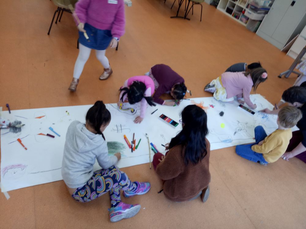 art workshops for kids at the joan penrith kids drawing together on the floor